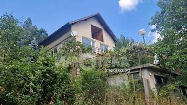 For sale - House in Batulia,  Sofia Oblast