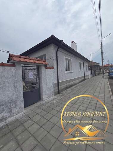 For sale - House in Popovica,  Plovdiv