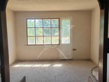 For sale - Ваканционен комплекс - Building with real estate in Levski,  Pazardjik