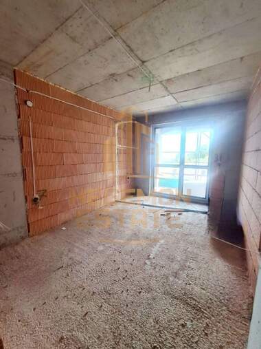Продажба - Апартамент във Виница,  Варна