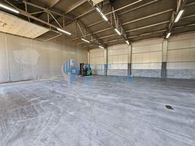 For rent - Storage in Promishlena zona - Zapad,  Veliko Tarnovo