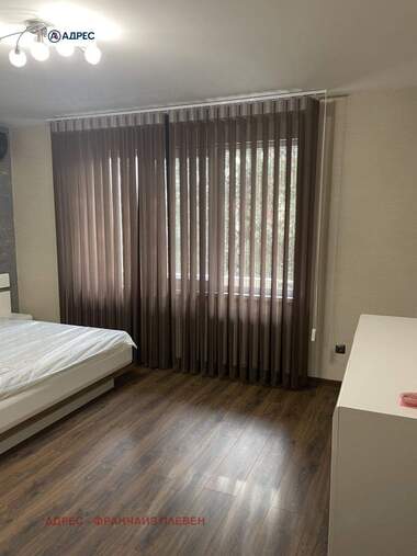 Închiriere - Apartament în Ideal City Center,  Pleven