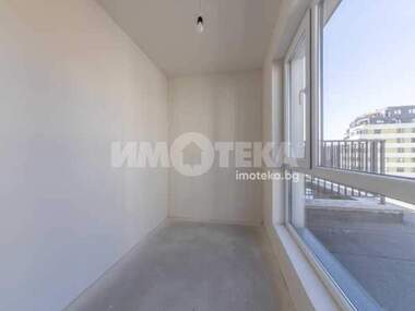 For sale - Apartment in Vazrajdane 1,  Varna