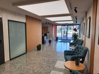 Kira - Ofis olarak Center,  Sofia