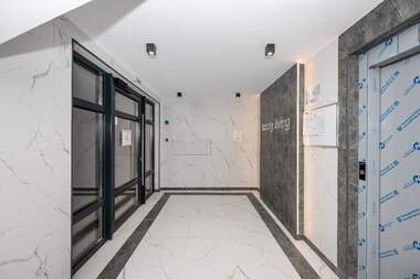 Vânzare - Apartament în Hristo Smirnenski,  Plovdiv