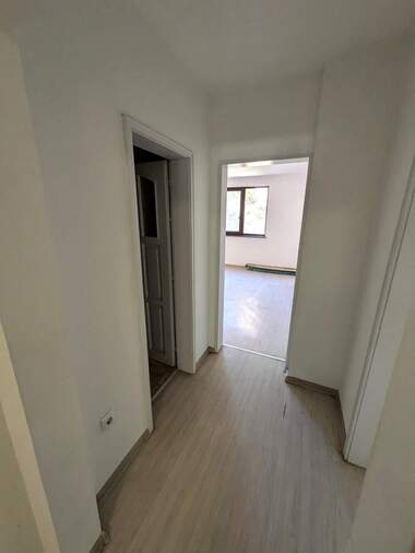 Vânzare - Apartament în Țentăr,  Burgas