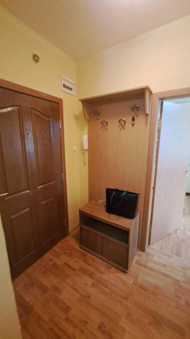 Miete - Wohnung in Wazrajdane,  Ruse