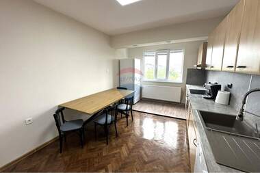 For sale - Apartment in Cvetnica,  Ruse