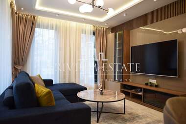 Închiriere - Apartament în Kamenița 2,  Plovdiv
