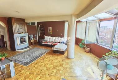 Vânzare - Apartament în Center,  Plovdiv