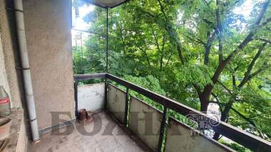 Vânzare - Apartament în Rodina 1,  Ruse