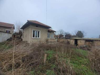 Vânzare - Casă în Polski Trămbeș,  Veliko Tărnovo