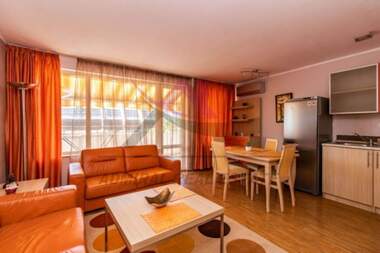 For rent - Apartment in VINS - Cherven ploshtad,  Varna