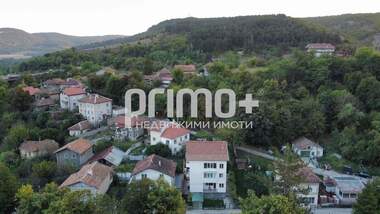 Продажба - Етаж от къща в Мездра,  Враца
