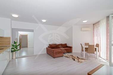 For rent - Apartment in Briz,  Varna