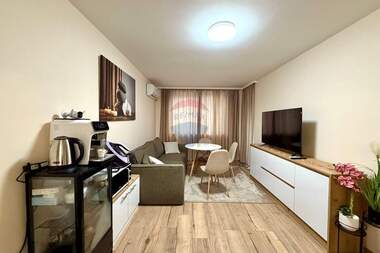 For sale - Apartment in Centеr,  Veliko Tarnovo