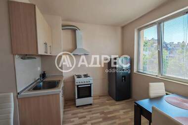 Închiriere - Apartament în Lagera,  Sofia