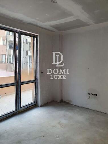 Satış - Apartman olarak Liatno kino Trakia,  Varna