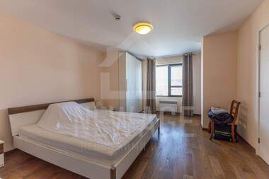 Vânzare - Apartament în Center,  Varna