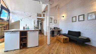 Vânzare - Apartament în Center,  Sofia