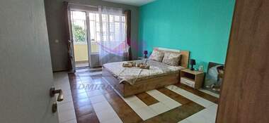 Kira - Apartman olarak Liatno kino Trakia,  Varna