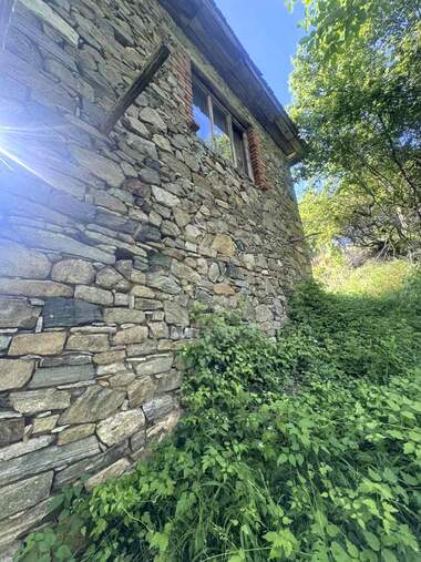 For sale - House in Laki,  Plovdiv