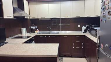 Vânzare - Apartament în Bazar Levski,  Varna