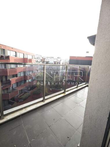 Vânzare - Apartament în Liatno kino Trakia,  Varna