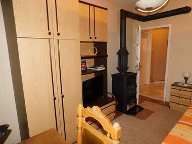 Verkauf - Wohnung in Zentar,  Targowishte