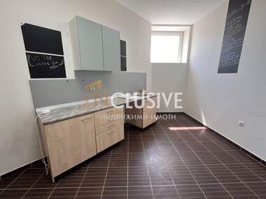 Miete - Büro in Operata,  Warna