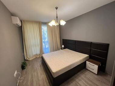Miete - Wohnung in Mladejki halm,  Plowdiw