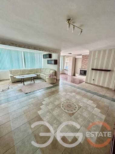 For sale - Apartment in Liatno kino Trakia,  Varna