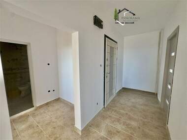 Vânzare - Apartament în Herson,  Șumen