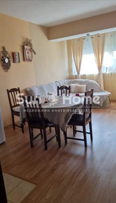 Продажба - Апартамент в Димитровград,  Хасково