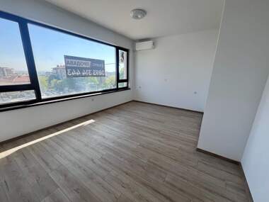 Verkauf - Wohnung in Woenno utschilishte,  Schumen