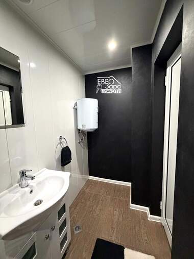 Închiriere - Apartament în Tri ceuceura-iug,  Stara Zagora