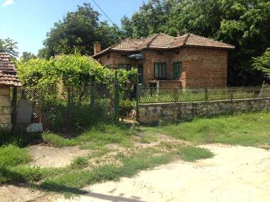 Vânzare - Casă în Aleksandria,  Dobrice
