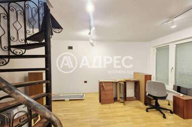 Ενοίκιο - Διαμέρισμα σε Спортна зала,  Варна