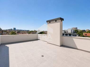 Vânzare - Apartament în Center,  Sofia