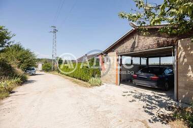 For sale - House in Borovec - Iug,  Varna