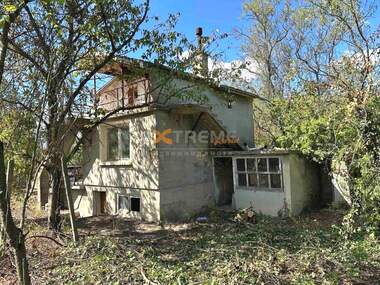 Vânzare - Casă în Perceemliata,  Varna