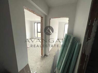 Продажба - Апартамент в Остромила,  Пловдив