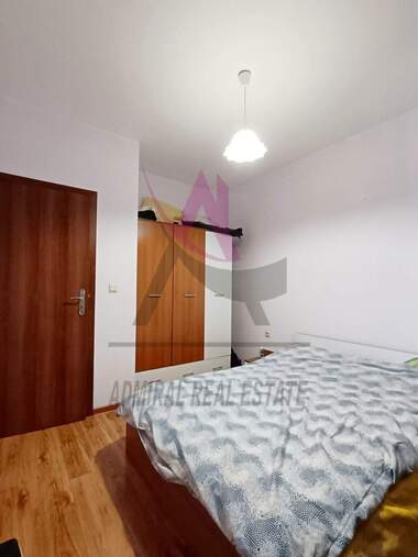 For rent - Apartment in Kolhozen pazar,  Varna