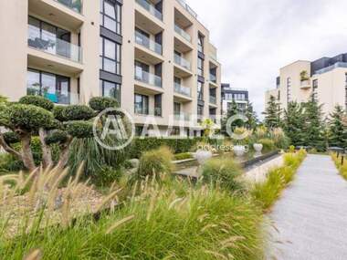 Vânzare - Apartament în Sfinții Constantin și Elena,  Varna