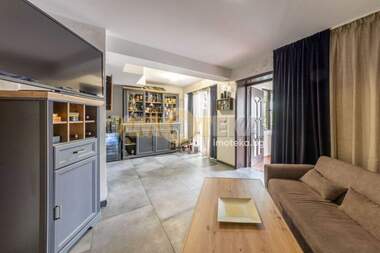 For sale - House in Vazrajdane 4,  Varna