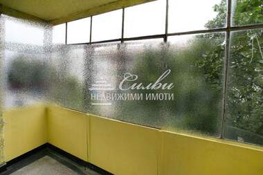 Închiriere - Apartament în Dobrudjanski,  Șumen