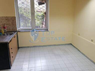 For sale - Apartment in Centеr,  Veliko Tarnovo