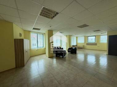Miete - Büro in Center,  Varna