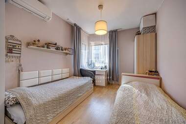 For sale - House in Vitosha,  Sofia