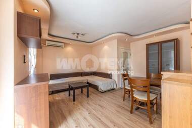 Продажба - Апартамент в Гранд Мол,  Варна